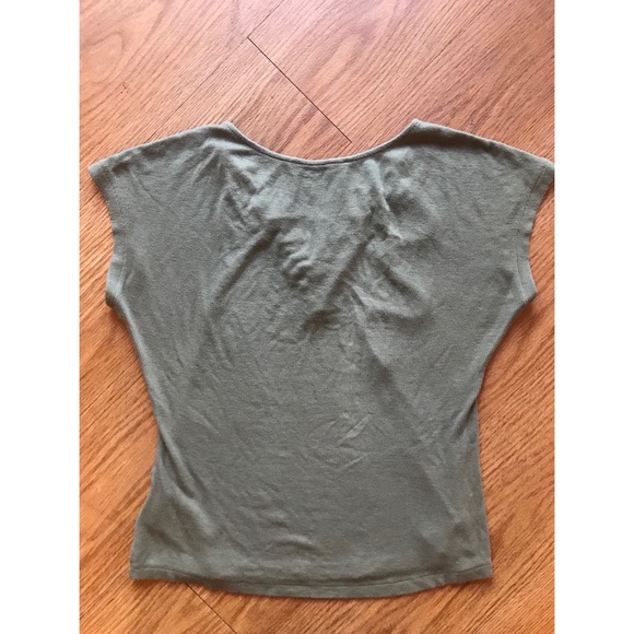 👚GUESS Lace Up Olive Green Soft Short Sleeve👚 - Picture 2 of 6